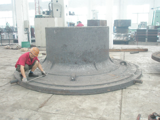 中(zhōng)空軸（棒磨機）